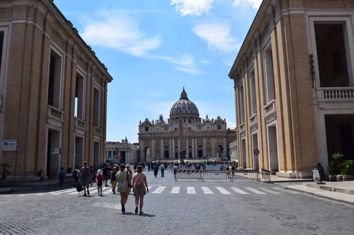 Vatican City, Basilica di San Pietro, Peterskyrkan, St. Peter's Basilica, St. Peter's Square, Piazza San Pietro, Rome, Italy