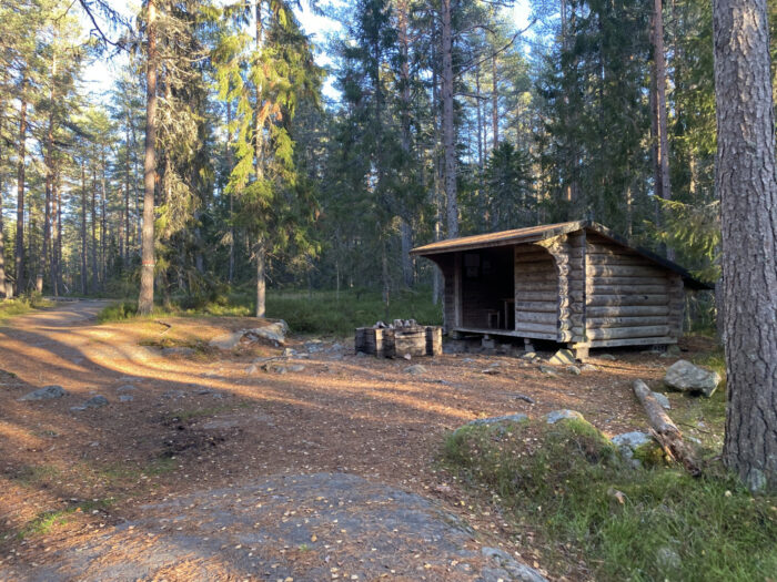 Skekarsbo, Uppland, Sweden, Vindskydd, Shelter, Rastplats, Rest Stop