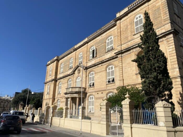 Paola, Malta