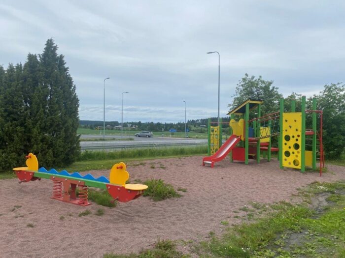 Kiskokabinetti, Finland, Playground