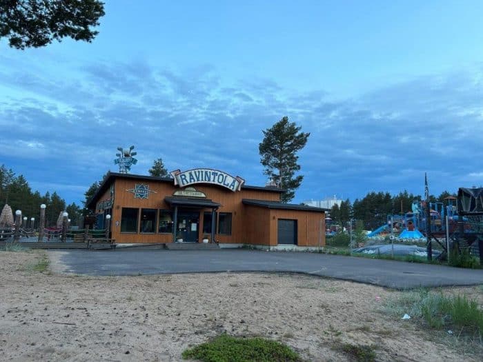 Kalajoen Hietasärkät, Kalajoki, Finland, Ravintola
