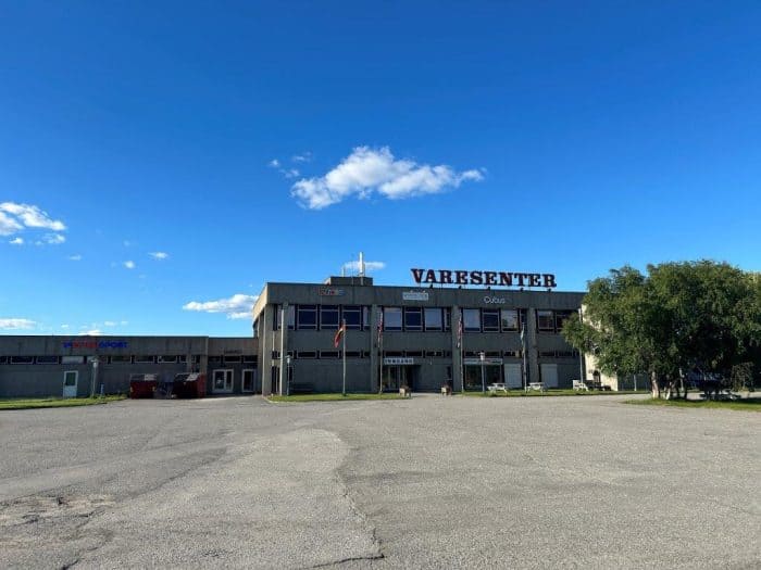 Lakselv, Norway, Varesenter