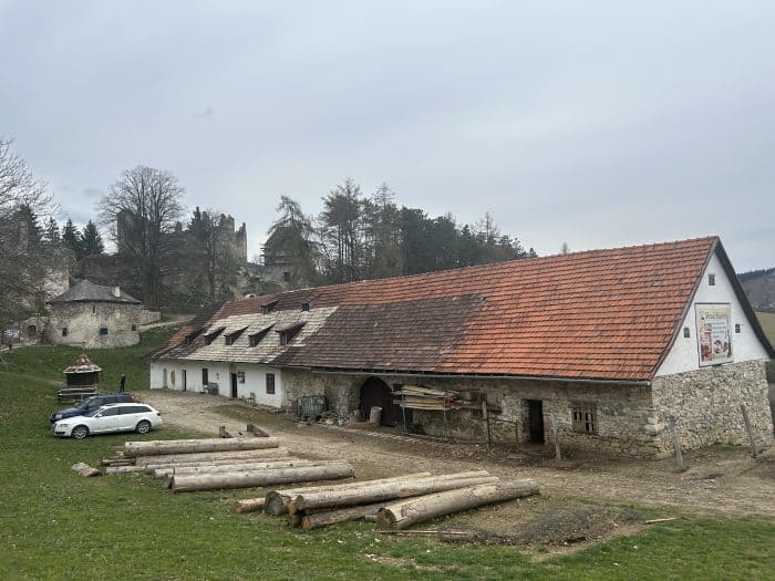 Hrad Sklabiňa, Slovakia
